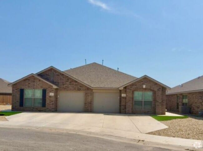 Building Photo - Bell Farms - 14401 Unit B Rental