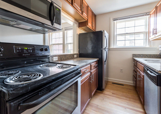 Building Photo - Kent Road Village Rental