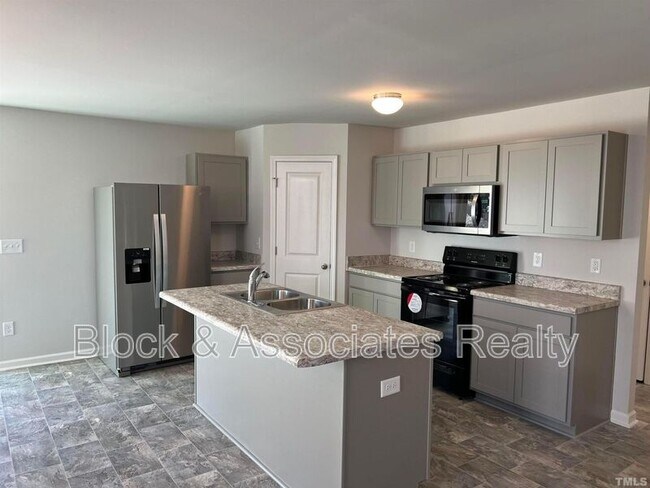 179 Maple Tree Ln