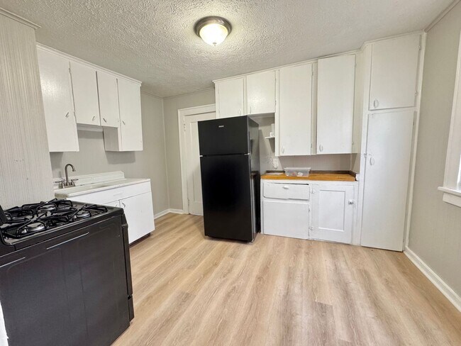 Photo - 77-79-79 Elba St Unit 77 Elba Street DN