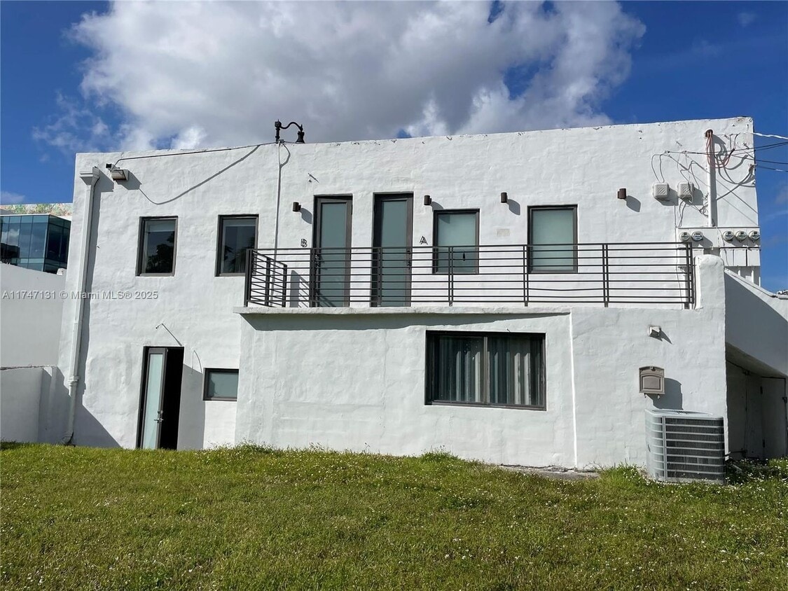 Photo - 254 NW 36th Street