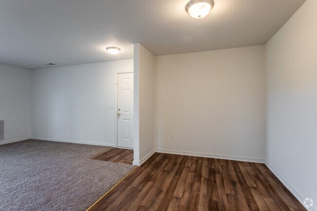 Photo - Overlook at Brook Run I & II