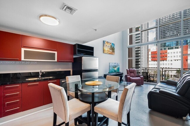 Photo - 244 Biscayne Blvd Unidad 445