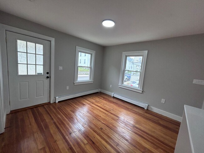 Photo - 231-233 Beechwood Ave, Torrington Unit 1