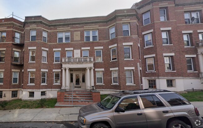 Building Photo - 11 Scottfield Rd Unit 5 Rental