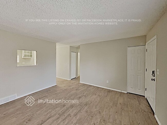 Photo - 1839 S Mobile St