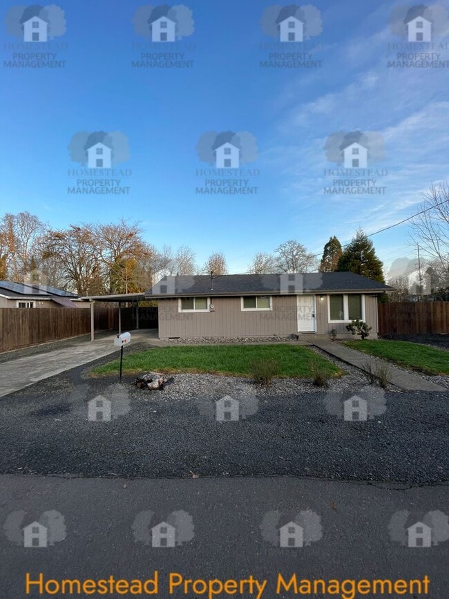 Photo - 425 S 8th St