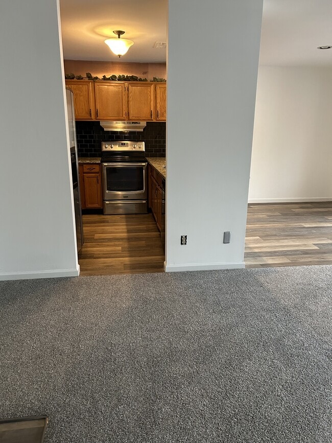 Photo - 48 Muirfield Dr