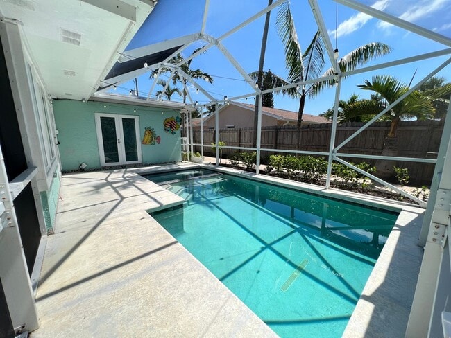 Photo - Spacious 3 Bedroom 2 Bath with Pool 2 Blocks from the Beach