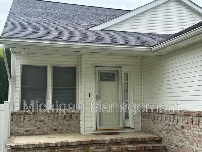 Photo - 11099 Grover St