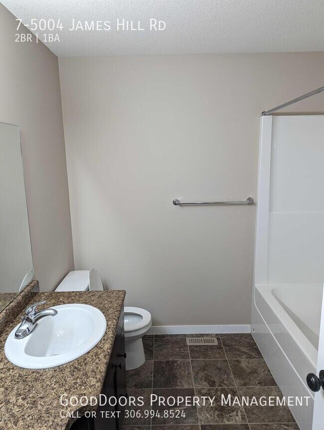 Photo - 5004-5004 James Hill Rd