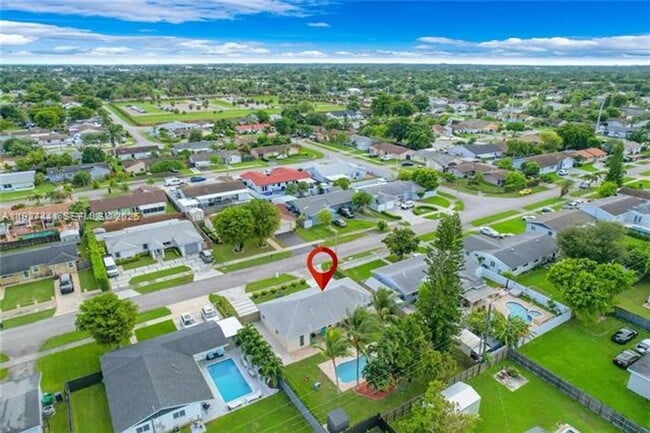 Photo - 10471 SW 164th St