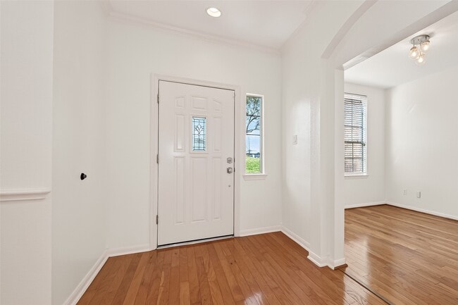 Photo - 17719 Brair Arbor