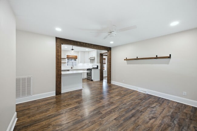 Photo - 1915 Kilborne Dr