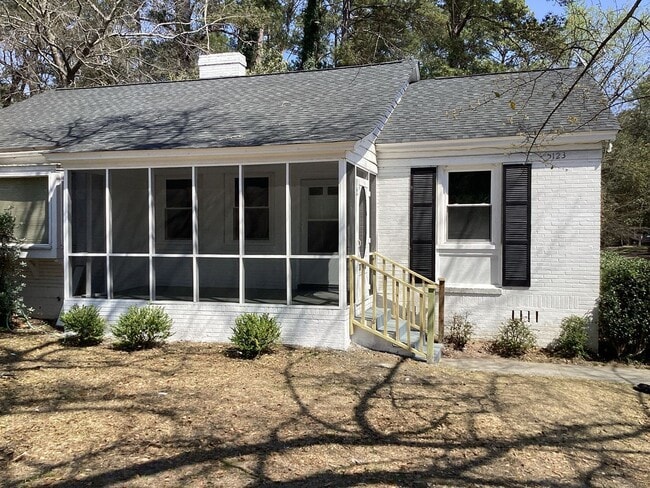 Photo - 5123 Kilbourne Rd