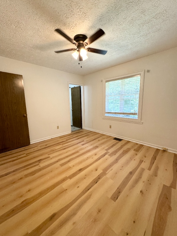 Photo - 160 Second Street