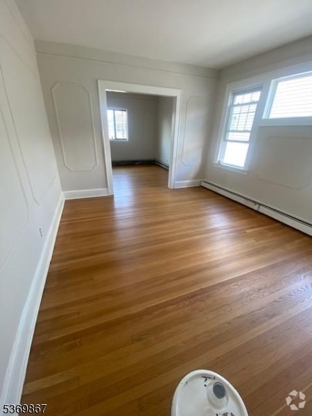 Building Photo - 842 Pennington St Rental