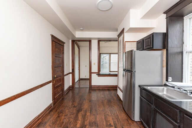 Photo - 2165 N Milwaukee Ave Apartment Unit 3