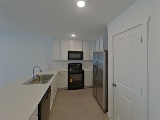 Photo - 838 Ponderosa Ln House