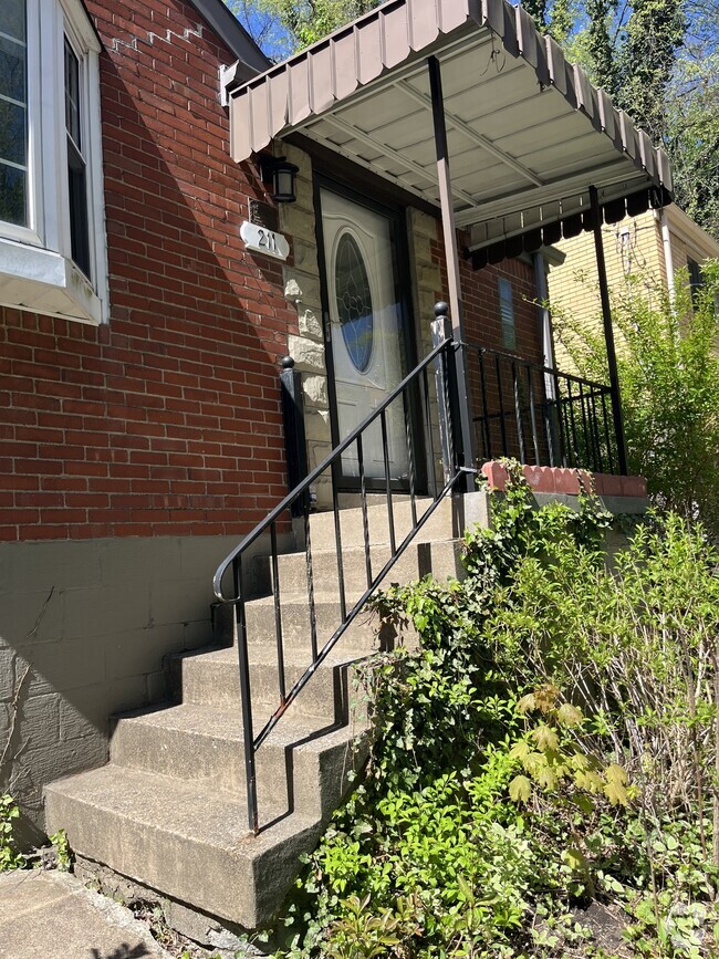 Building Photo - 211 Cape May Ave Rental