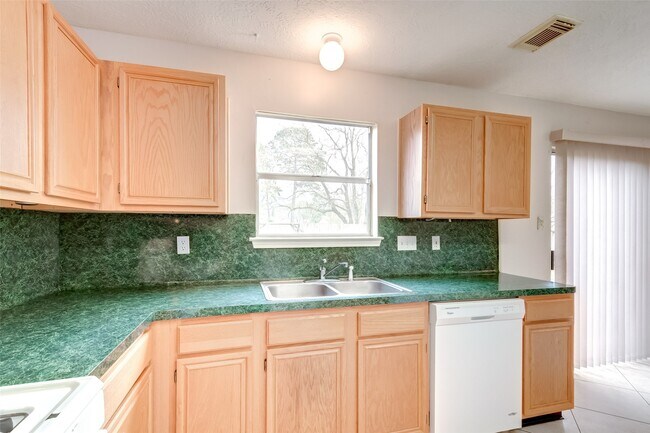 Photo - 12654 Pine Bush Dr