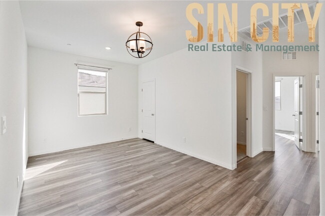 Photo - 11828 Black Canary Ave