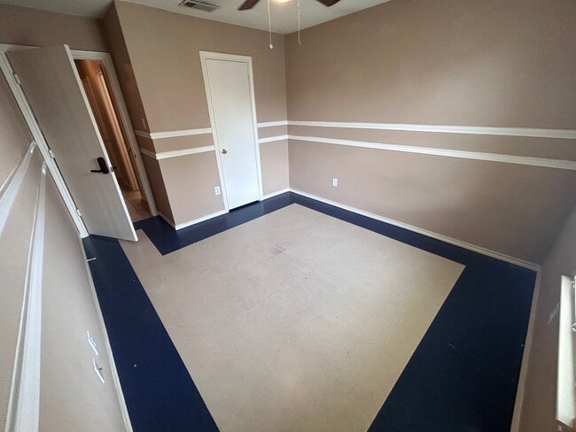 Photo - 1011 Windymeadow Ln