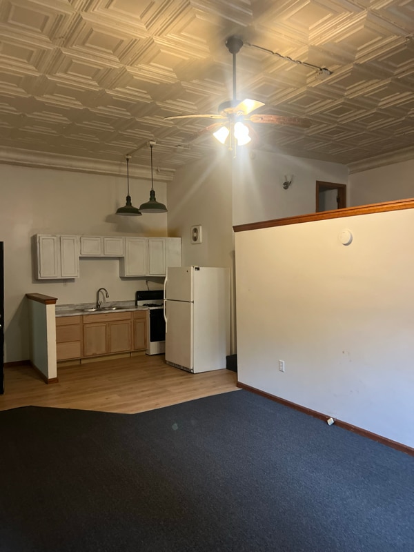 Building Photo - 1580 Electric Ave Rental