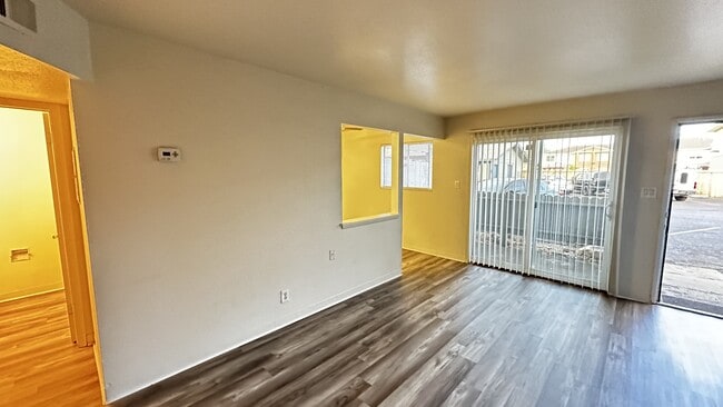 Photo - 504 Jeanell Dr