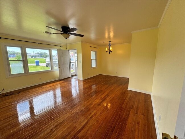 Photo - 114 Jackson St