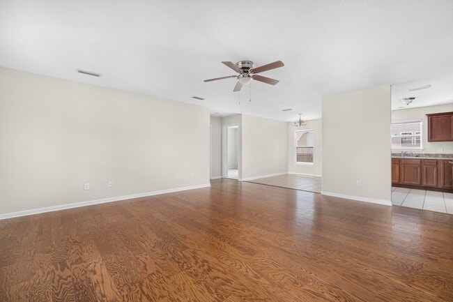 Photo - 137 May Apple Rd