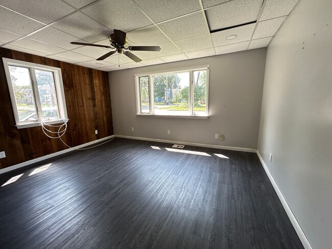 Photo - 1029 Gill St