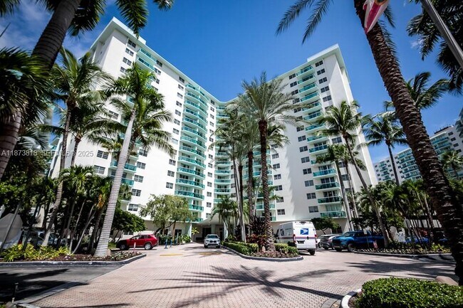 Photo - 3801 S Ocean Dr Unit 5A