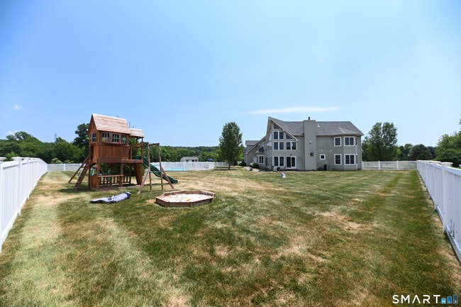 Photo - 19 Longview Dr