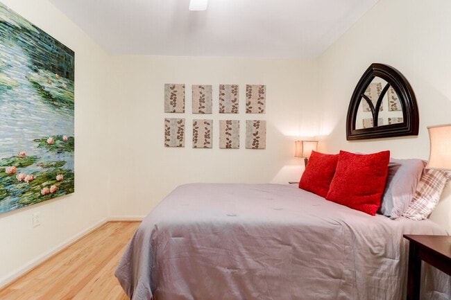 Photo - 412 St Charles Ct Unidad ID1359005P