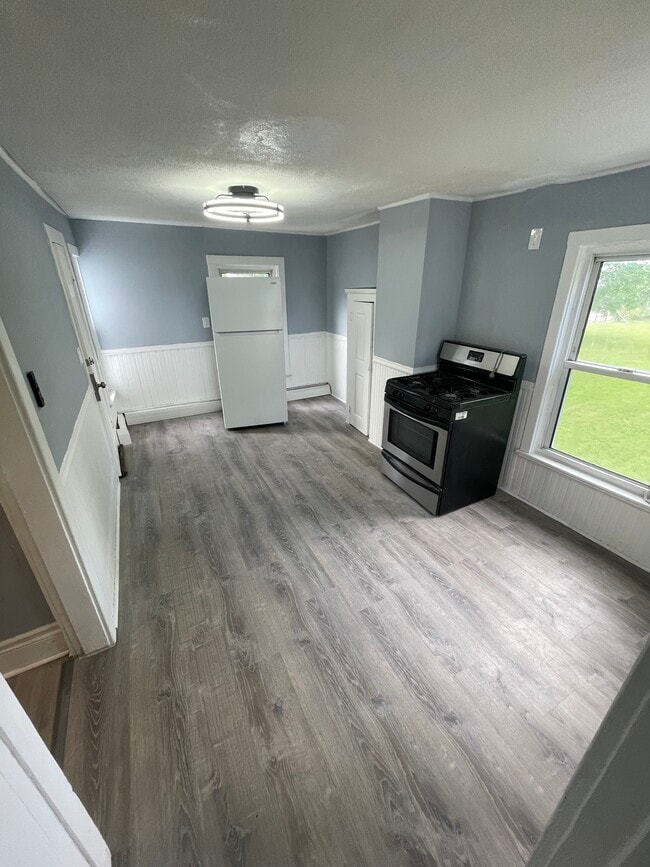 Photo - 8 Bagley St Unit 2