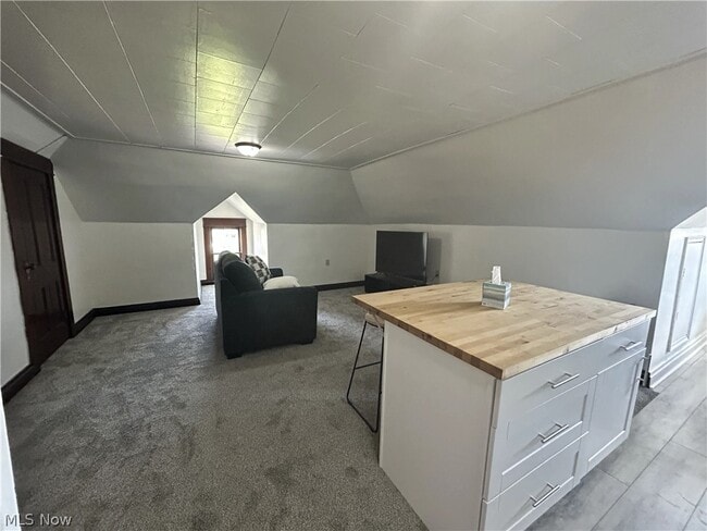 Photo - 377 Lawson Ave Unit 3