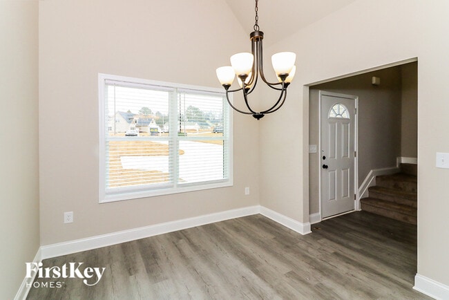 Photo - 145 Cranbrooke Dr