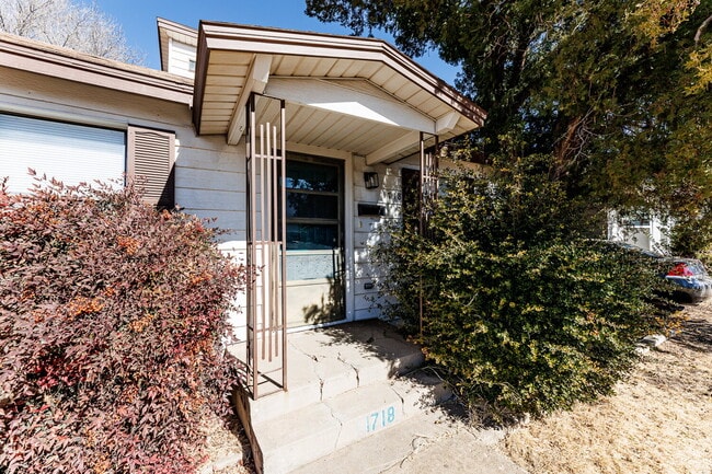 Photo - Cute 2 story home