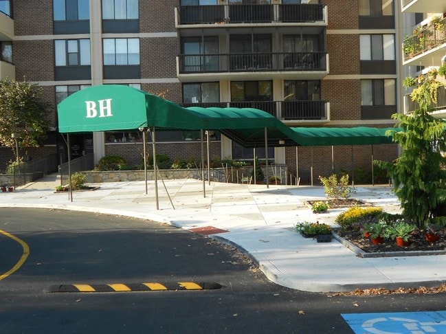 Photo - Briar House Condominium