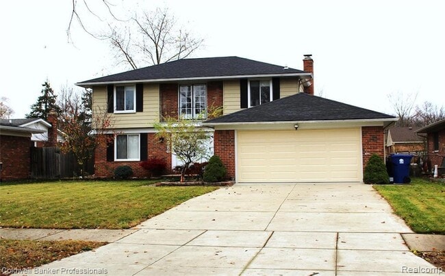 Photo - 6586 Carriage Hills Dr