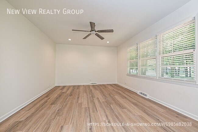 Photo - 5121 Farm Pond Ln