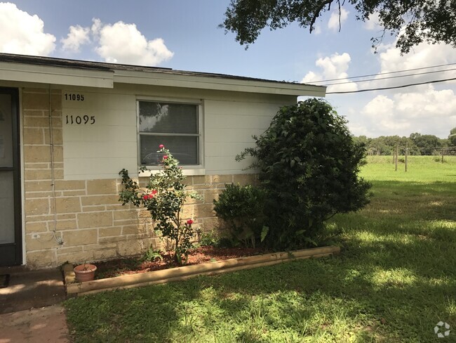 Building Photo - Rental - 2 bedroom