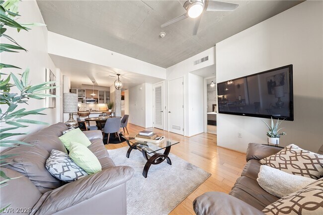 Photo - 353 E Bonneville Ave Unit 573