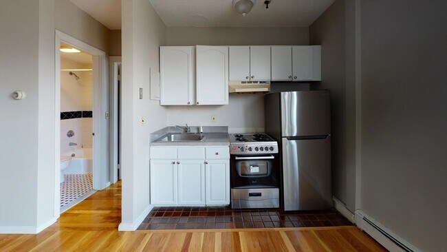 Building Photo - 198 Allston St Unit 14 Rental