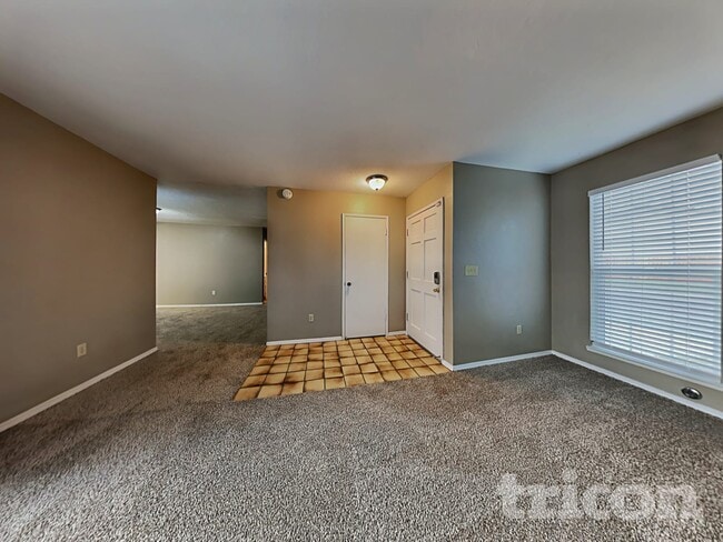 Photo - 3400 Suffolk Dr