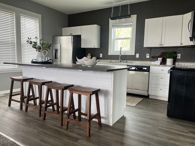 Photo - 626 Hillside Rd