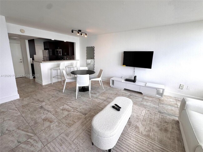 Photo - 2899 Collins Ave Unit 1433