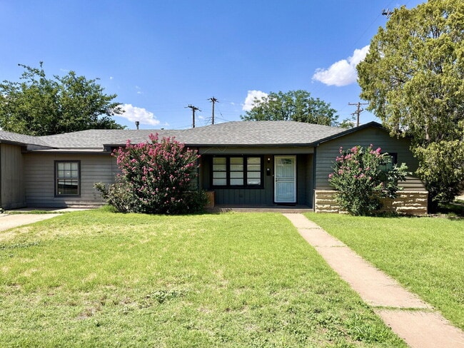 Building Photo - 5508 43rd St Rental