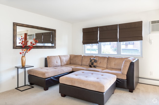 Rockwood Gardens Apartments